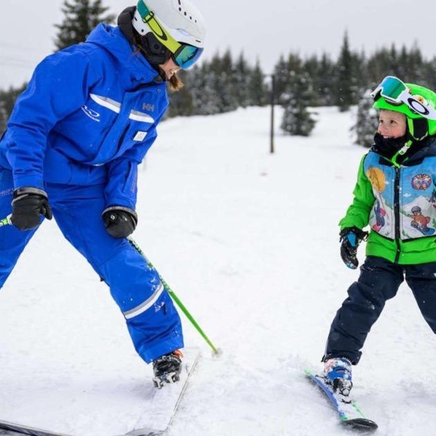 Snow school booking in Whistler